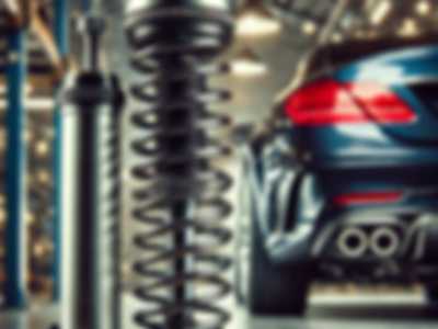 علائم خرابی کمک فنر و راه‌های تشخیص آن